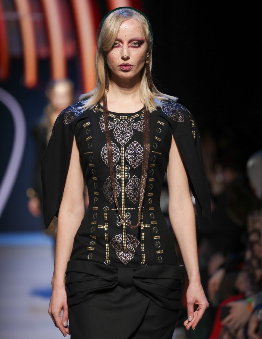 Slava Zaitsev_MFW-60.jpg Slava Zaitsev_MFW-60.jpg